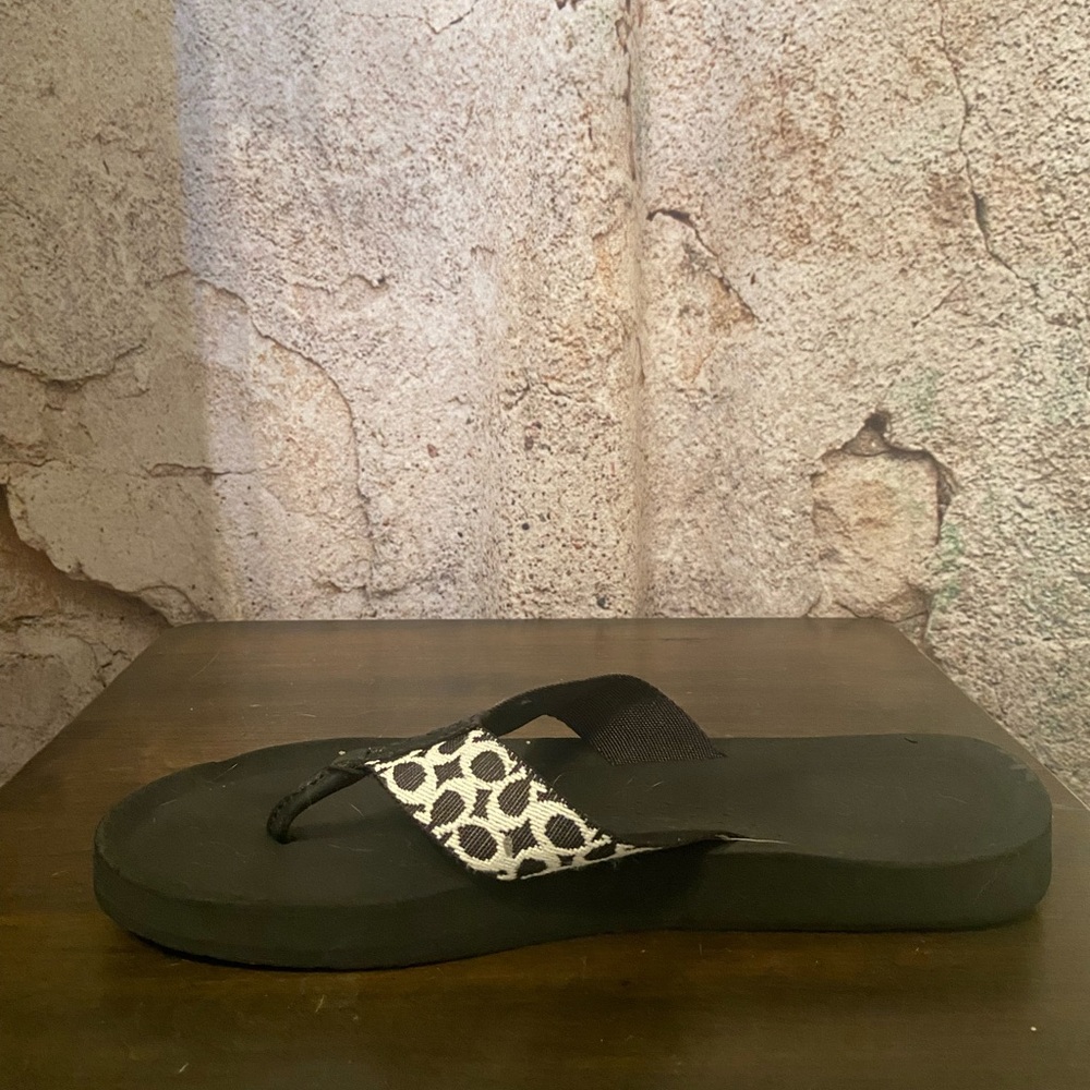 COACH Black & White Flip Flops